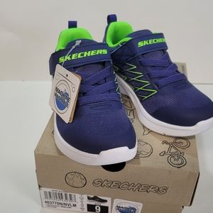 Sketchers sneakers for boys